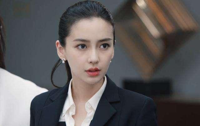 有种假叫angelababy?鼻子都歪了,图片曝光备受争议