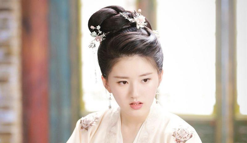 继微柔之后又一位绝美公主诞生,赵露思《长歌行》里造型太可人
