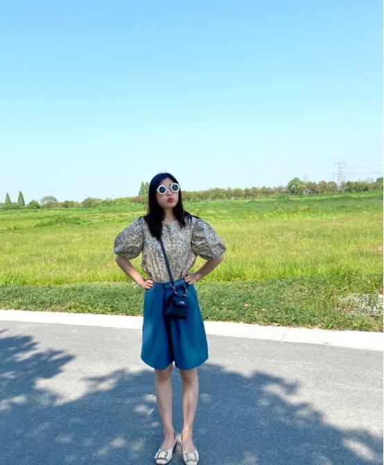 微胖的女生挑裤子很难吗？今夏爆款的爸爸裤巨显瘦，买它