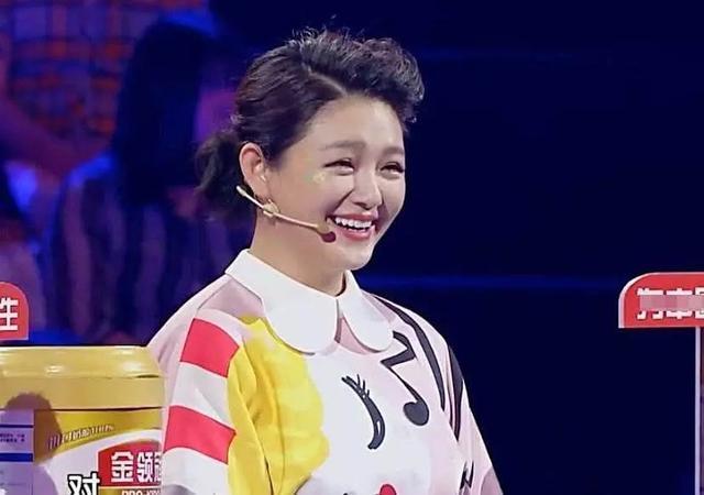 大S又胖回来了，还剪了这要命的短发，一股子大妈味！