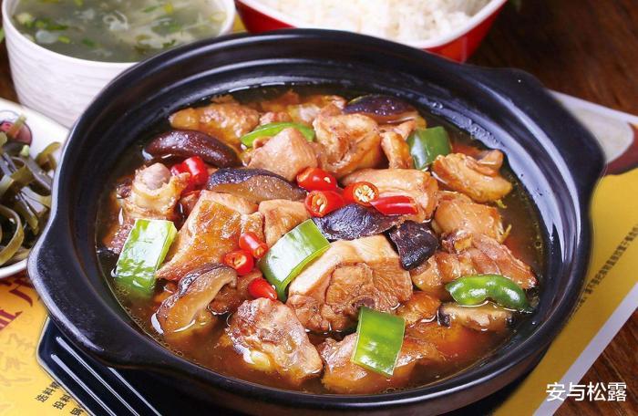 砂锅焖鸡,鲜香软嫩入味,超级美味的下酒菜,做法简单的家常美食