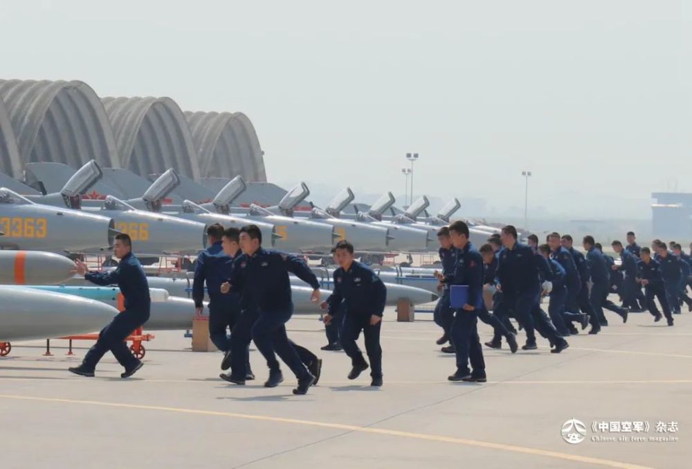 唯快不破的除了武功,更有空军