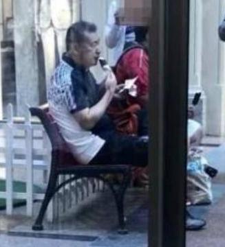 张宏民:清华校长的儿子,任央视主持人32年零失误,至今