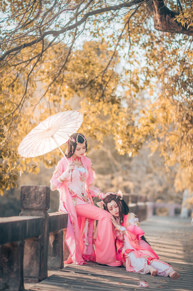 霓裳一舞倾世间小姐姐剑三雪河秀萝惊艳cos