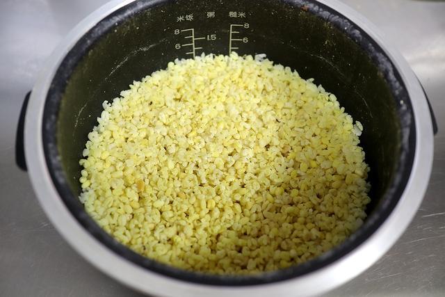 我家年年夏天都吃的小点心,清甜细腻赛糕点,70多岁老妈点名要 我家年年夏天都吃的小点心,清甜细腻赛糕点,70多岁老妈点名要