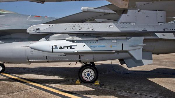 美国空军完成"灰狼"巡航导弹飞行试验 导弹可按目标不同变换载荷