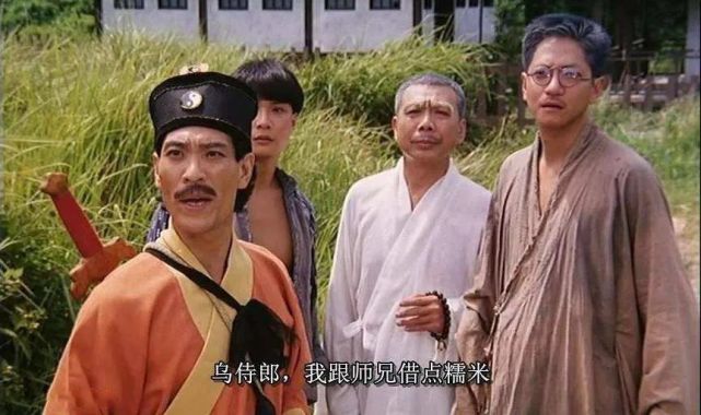 1988年的电影《僵尸叔叔》,英叔的师弟四目道长的徒弟是钱嘉乐,这部