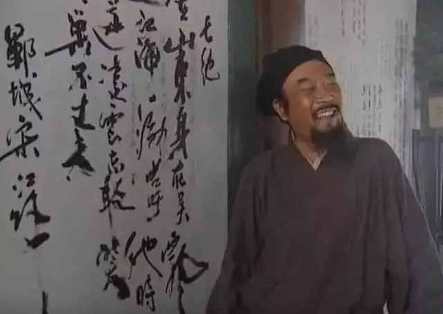 《水浒传》中为何宋江的江湖地位那么高?