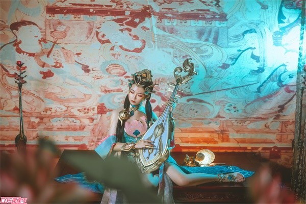 cosplay王者荣耀杨玉环阿聿空空aoi