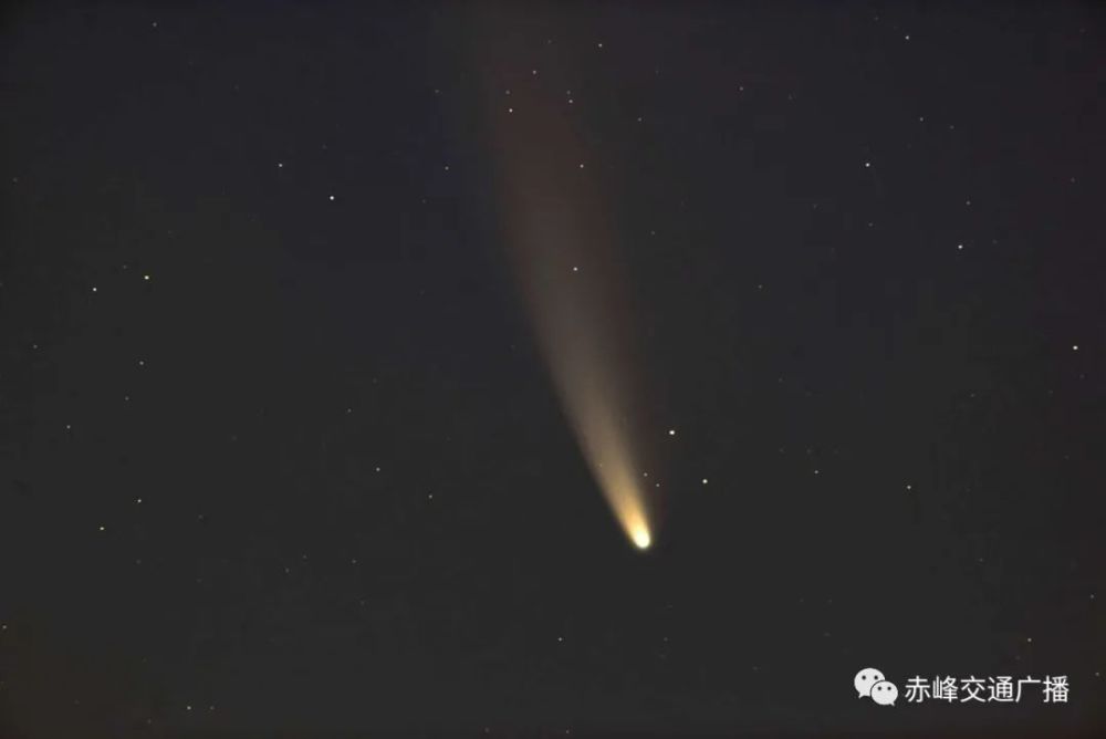 吉致生活#北半球20年来最亮彗星现身!