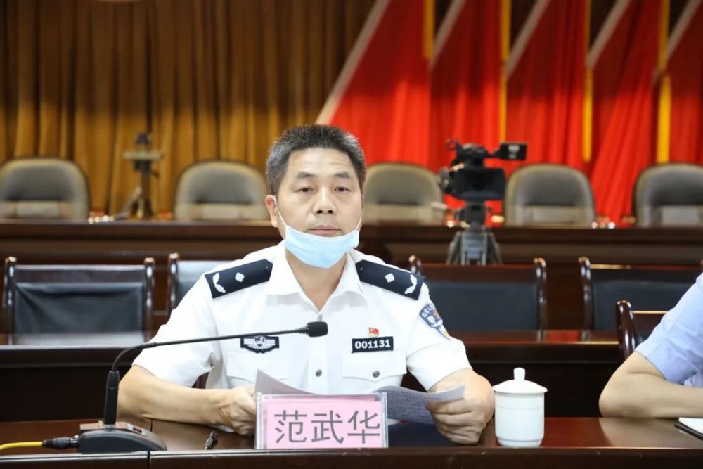 自治区公安厅组织新闻采访团到宁明县集中采访警务五访工作经验