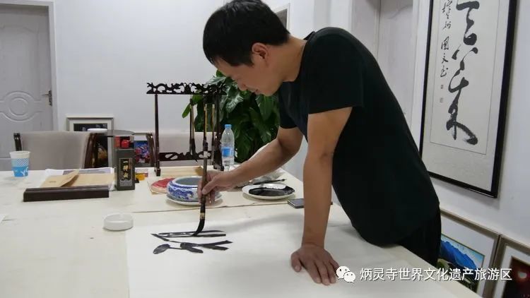 著名画家王永福书法家郎照玉创作笔会在黄河文化艺术馆圆满结束