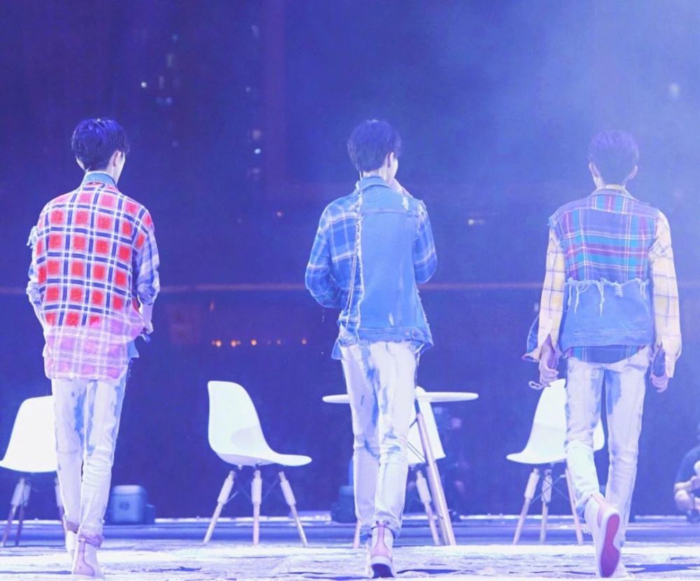 tfboys七周年演唱会官宣,日光旅行,未来一起