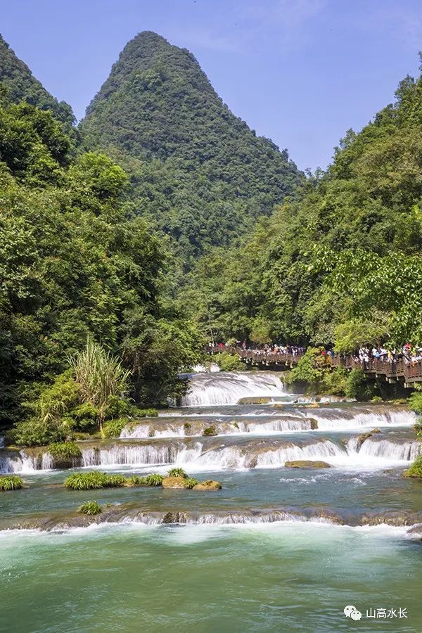 荔波小七孔 山青水碧瀑布美