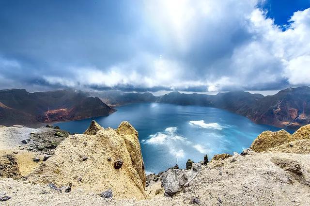 长白山火山地质与植被多样性探秘