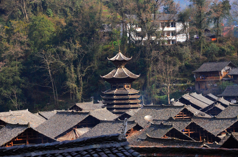 这个侗族村寨 因为有了"侗族第一楼"而与众不同