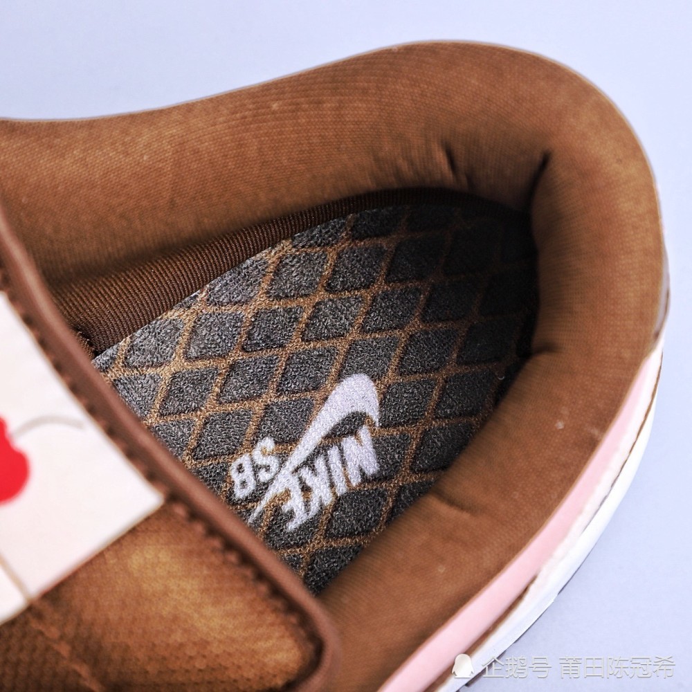 stussy xnike sb dunk low pro 樱桃粉棕联名