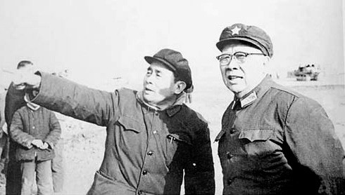 功勋人物谱军事篇开国中将曾思玉