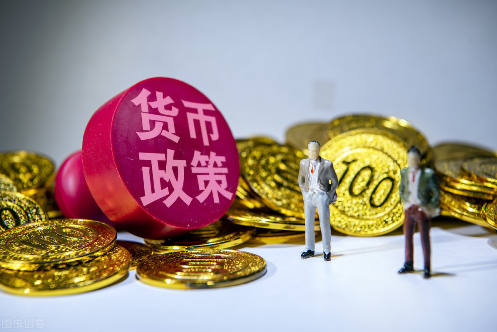 未来10年，存款和房产谁能笑到最后？内行人分析让我“茅塞顿开”