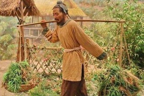 古代的穷人都吃什么?我们可能连一天都坚持不下去,古人太苦了