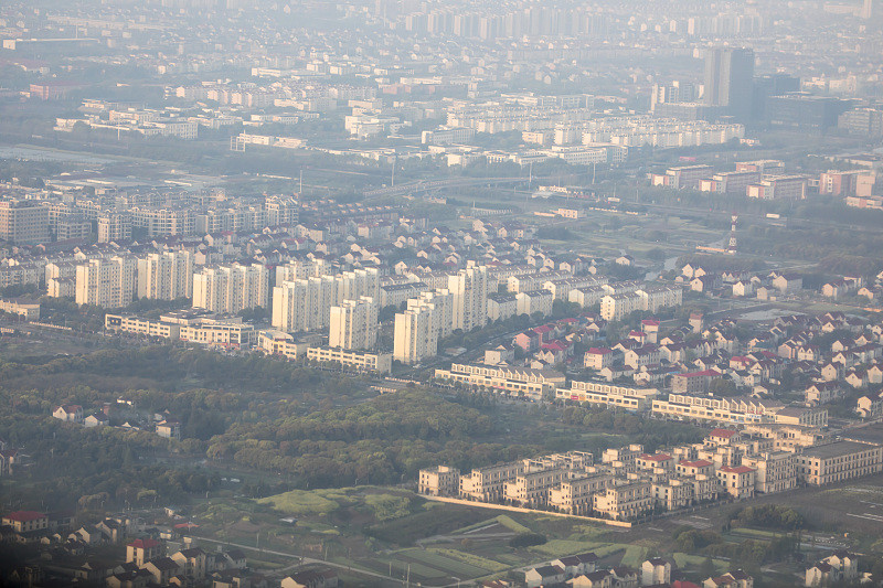 人口都往城市_城市车来车往图片(2)