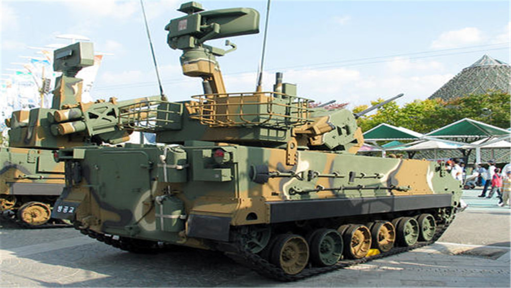 研制出一种新型步兵战车——kifv,随后,为了增强战车力量,这才研制出"