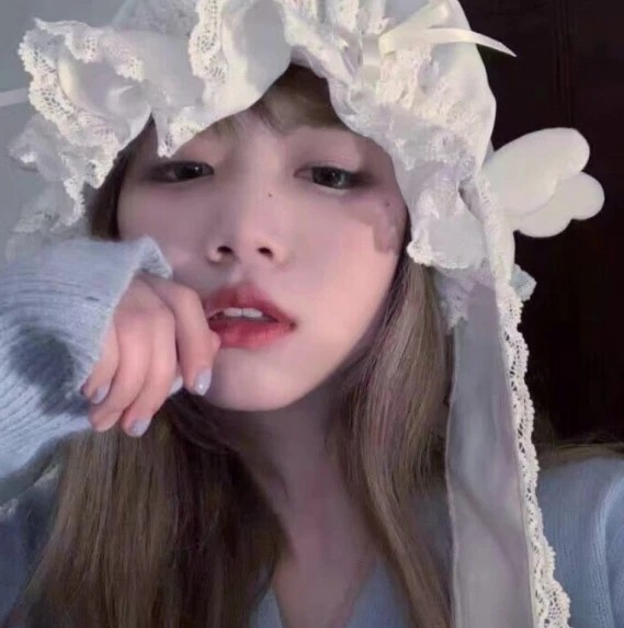 脸上这“3地方”凸起的女生，是标准“樱花脸”，全中闺蜜都嫉妒！