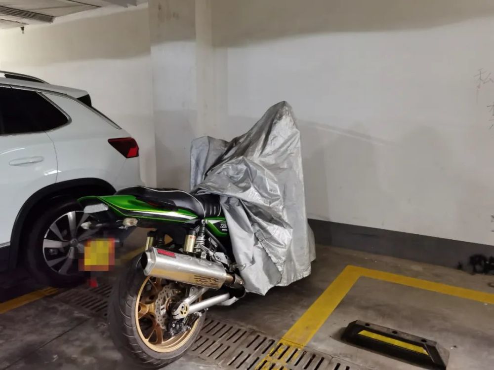 小区地下车库不让停放摩托车,是否合法?
