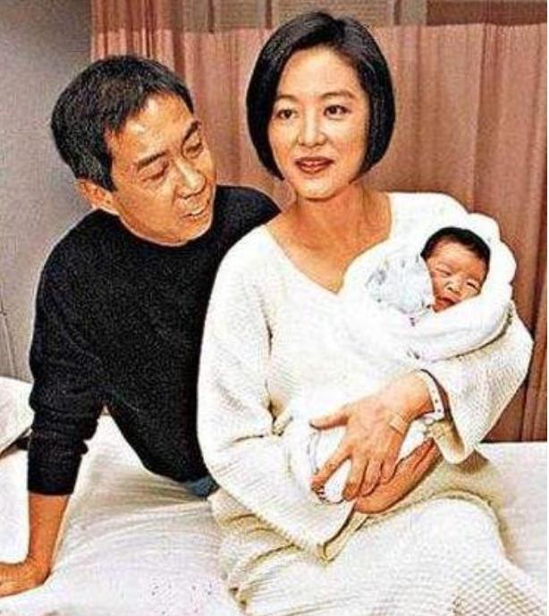 秦汉费尽心机,曾抛弃原配妻子,转身将林青霞"送"给邢李源?_腾讯新闻