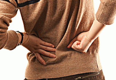 生活中大部分人的腰痛没有明确病史,常因久坐久站,不良姿势或体态