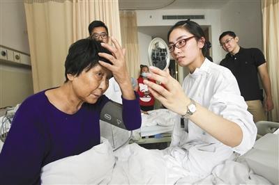 肿瘤医生坦言：要想癌症痊愈，就得熬过3道“生死坎”