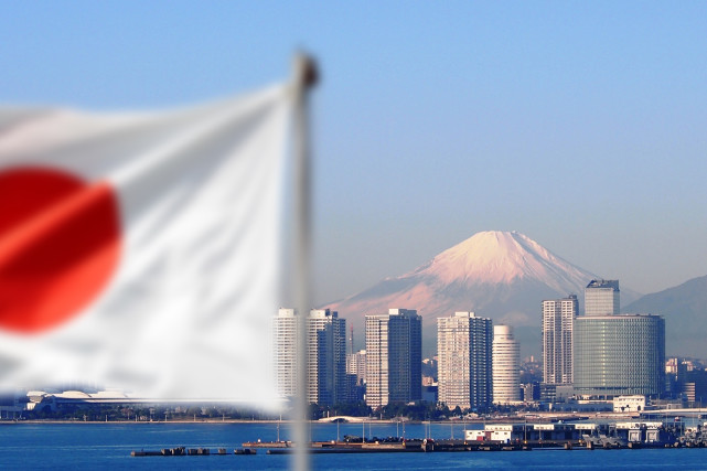 经济总量何时超过日本_日本服务贸易总量分析(2)