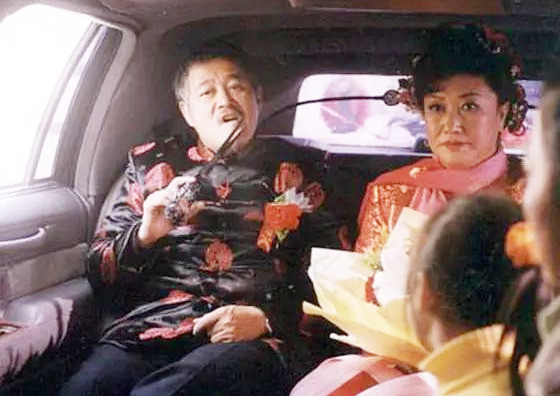 高秀敏的彪悍人生:春晚后台和赵本山对骂,抢别人老公同居14年