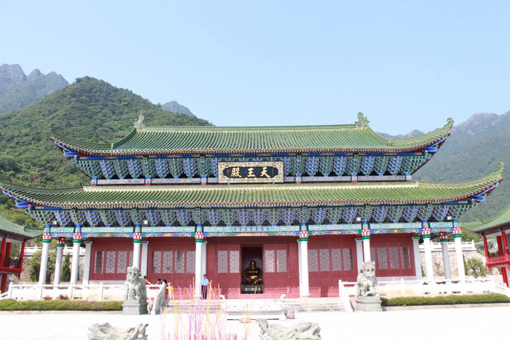 鸡鸣寺天王殿