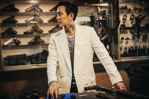 李政宰最帅杀手狂换9套潮服网惊还以为看到gd