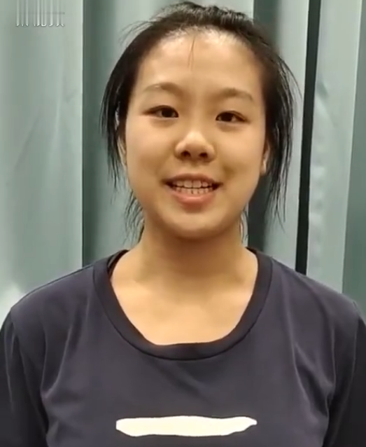 一字马女孩罗子欣高考成绩457分第一反应我有书读了