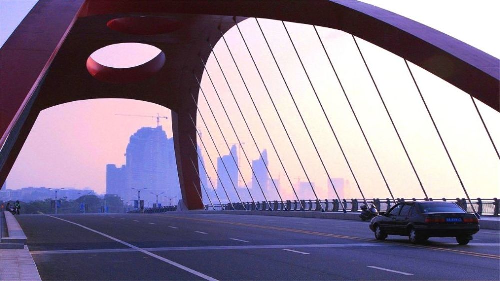 广西gdp被云南赶超_2020广西各市gdp(3)