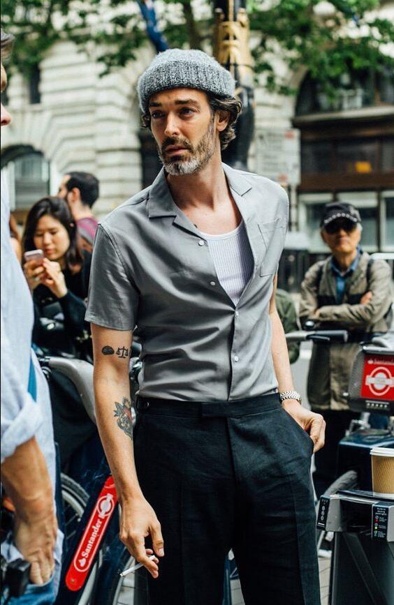 这个假老头是最会穿衣服的男人?律师转业男模 全靠却