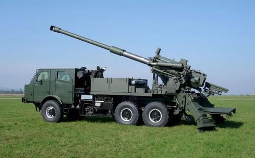 pcl181型155mm卡车炮:边陲最强直射火力,强大的"打印机"装备