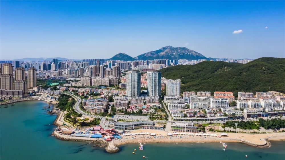 航拍大连开发区泊石湾风光