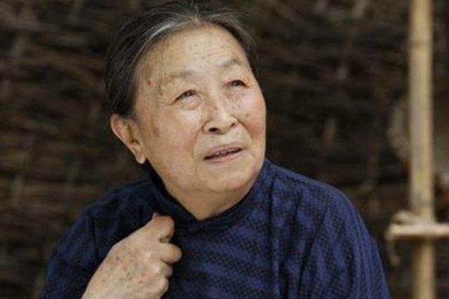 "丑娘"张少华:77岁遭儿"吸血",82岁住院无人管,现状惹人心疼