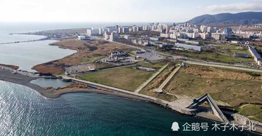 战争的伤疤:在俄罗斯黑海港口城市湾发现的两枚二战时期炸弹