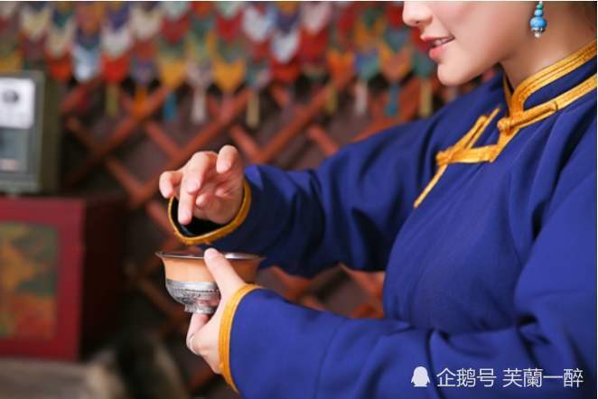 酒桌上有一个山东人,一个东北人,一个内蒙人,到底谁能