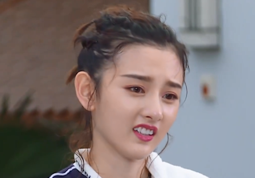 宋祖儿为何进入水中妆都不会花？听到她的化妆过程，一般女生做不到