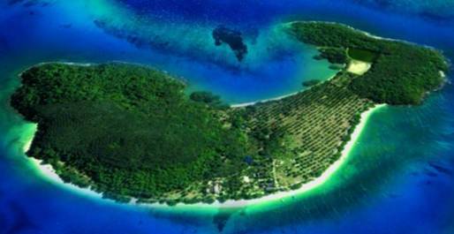 世界最小岛屿:尺寸小到仅容一房一树一椅,住在那里是什么感觉?