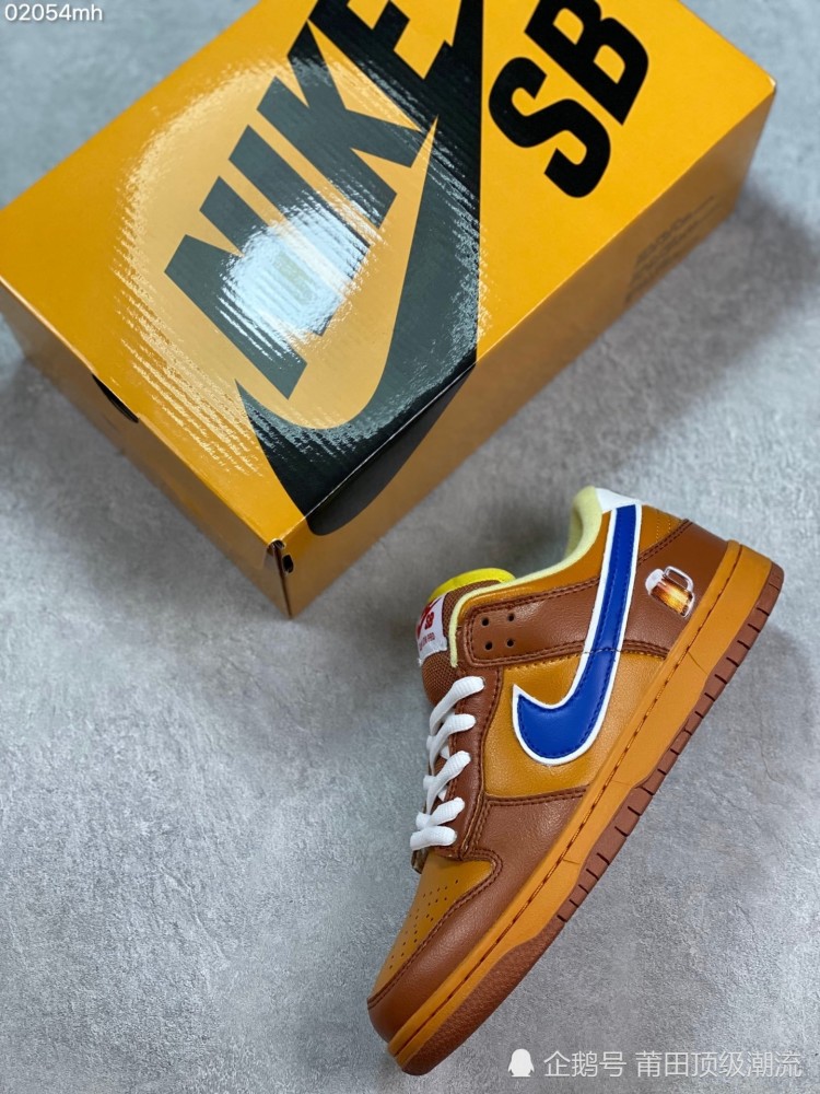 NikeSBDunkLow“咖啡色”联名扣篮系列