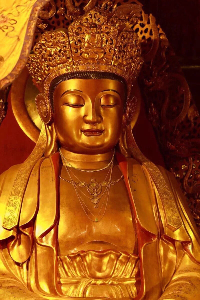 注:普济寺男身观世音菩萨像.