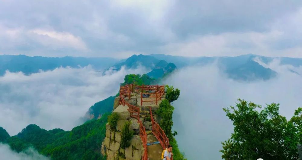 焦作市对嘉峪关市民实行免门票景区 神农山风景名胜区位于河南省沁阳