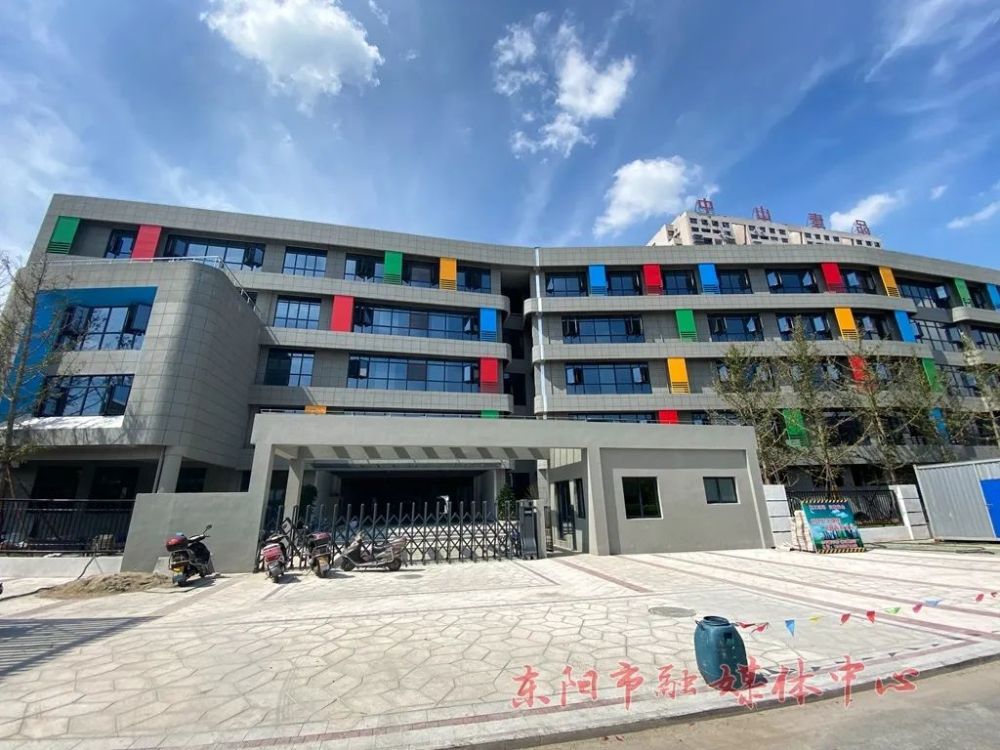 灰色项目-挂机方案东阳6所新建学校9月投进利用，快来看看长什么样吧！ ...挂机论坛(1)