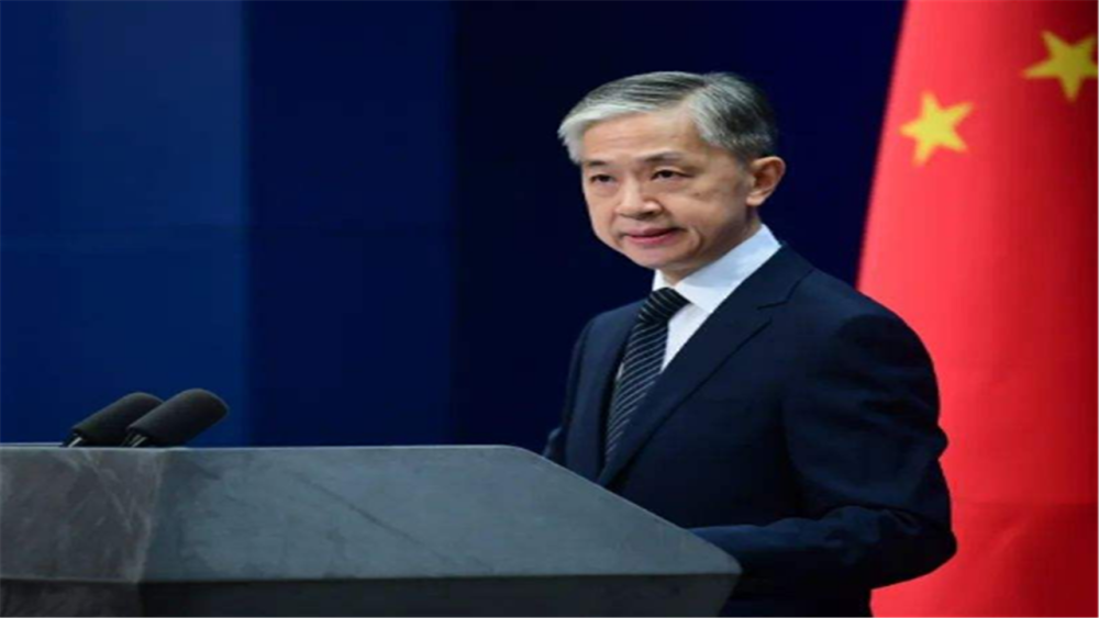 家门口挑衅!美人员强行闯入中国地盘,汪文斌火力全开直指美方